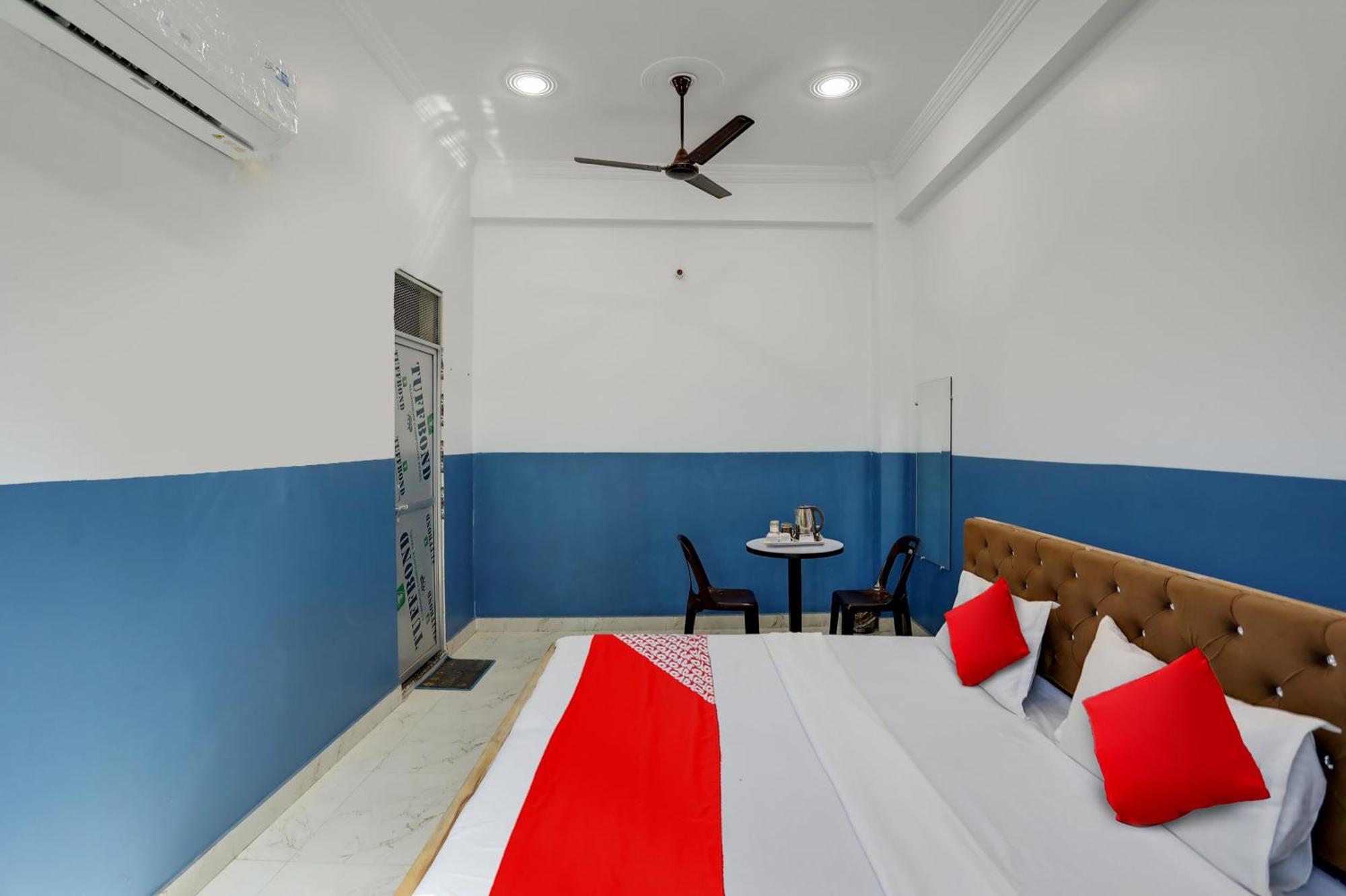 Hotel O Kiran Raj Palace Kanpur Bagian luar foto