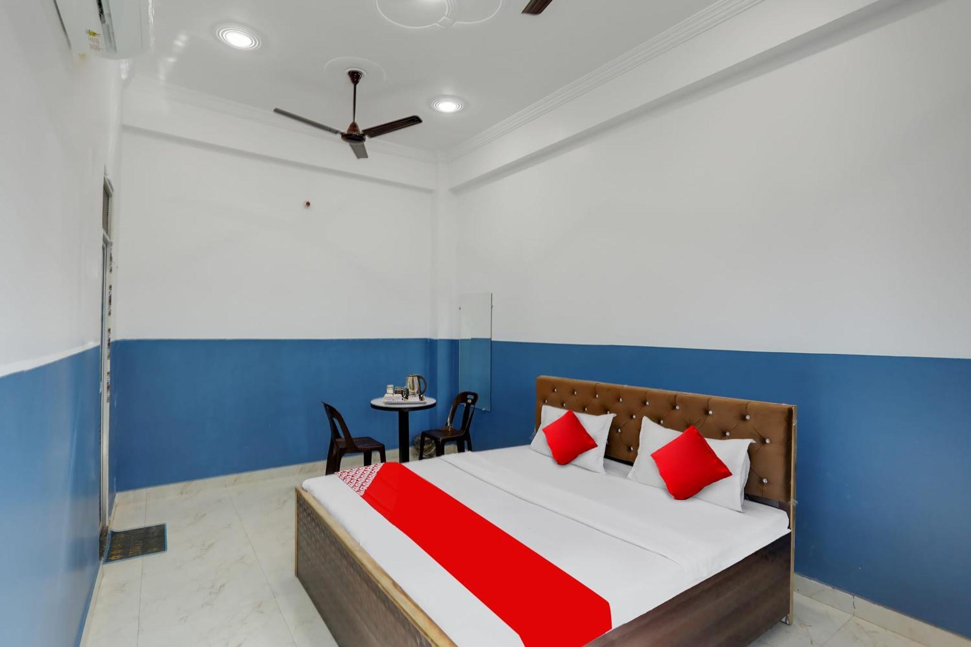 Hotel O Kiran Raj Palace Kanpur Bagian luar foto