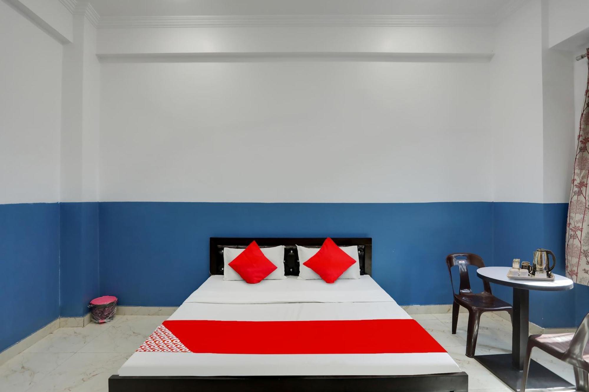 Hotel O Kiran Raj Palace Kanpur Bagian luar foto