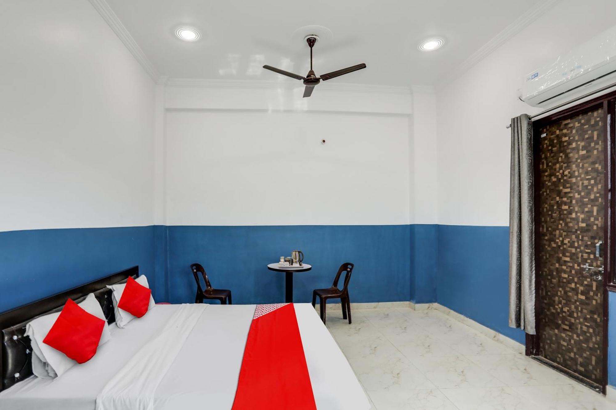 Hotel O Kiran Raj Palace Kanpur Bagian luar foto
